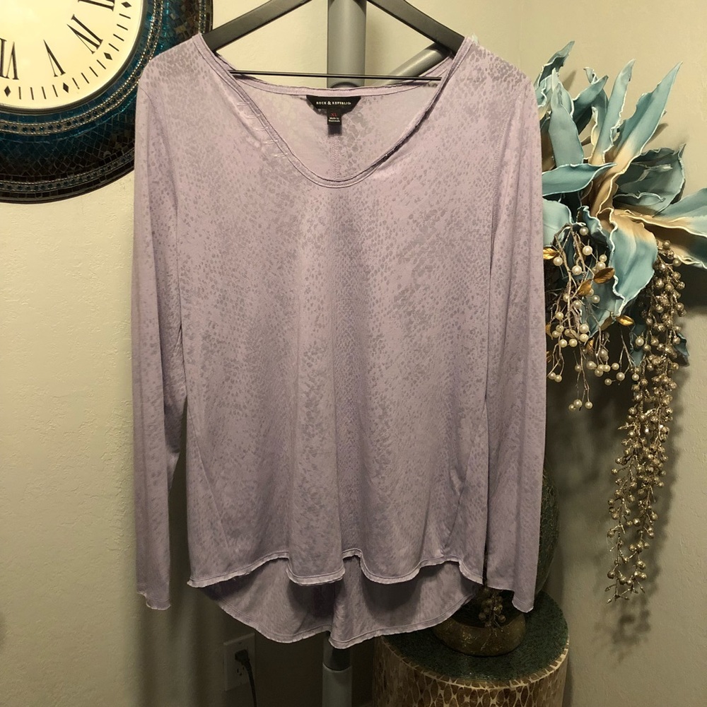 Rock & Republic Snake Skin Print Purple High- low Long Sleeve Top - Women’s XL